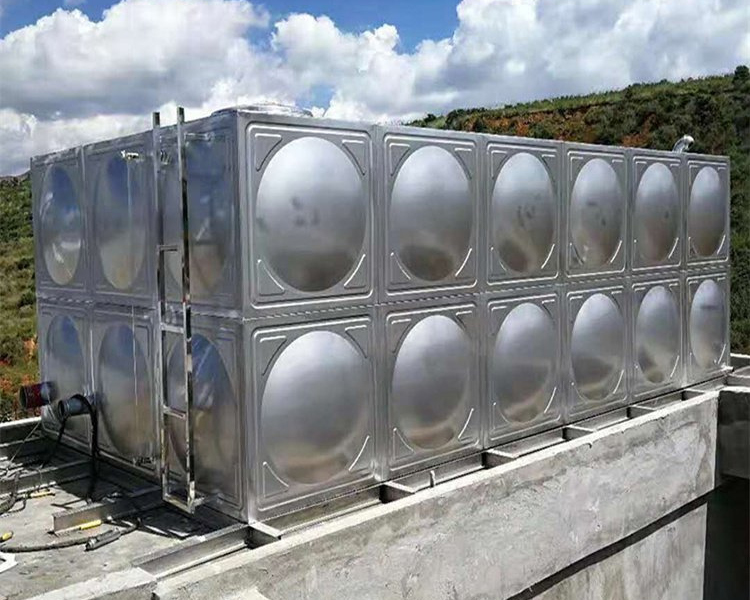 建始不锈钢水箱材质特性、适用场景与安装养护要点解读